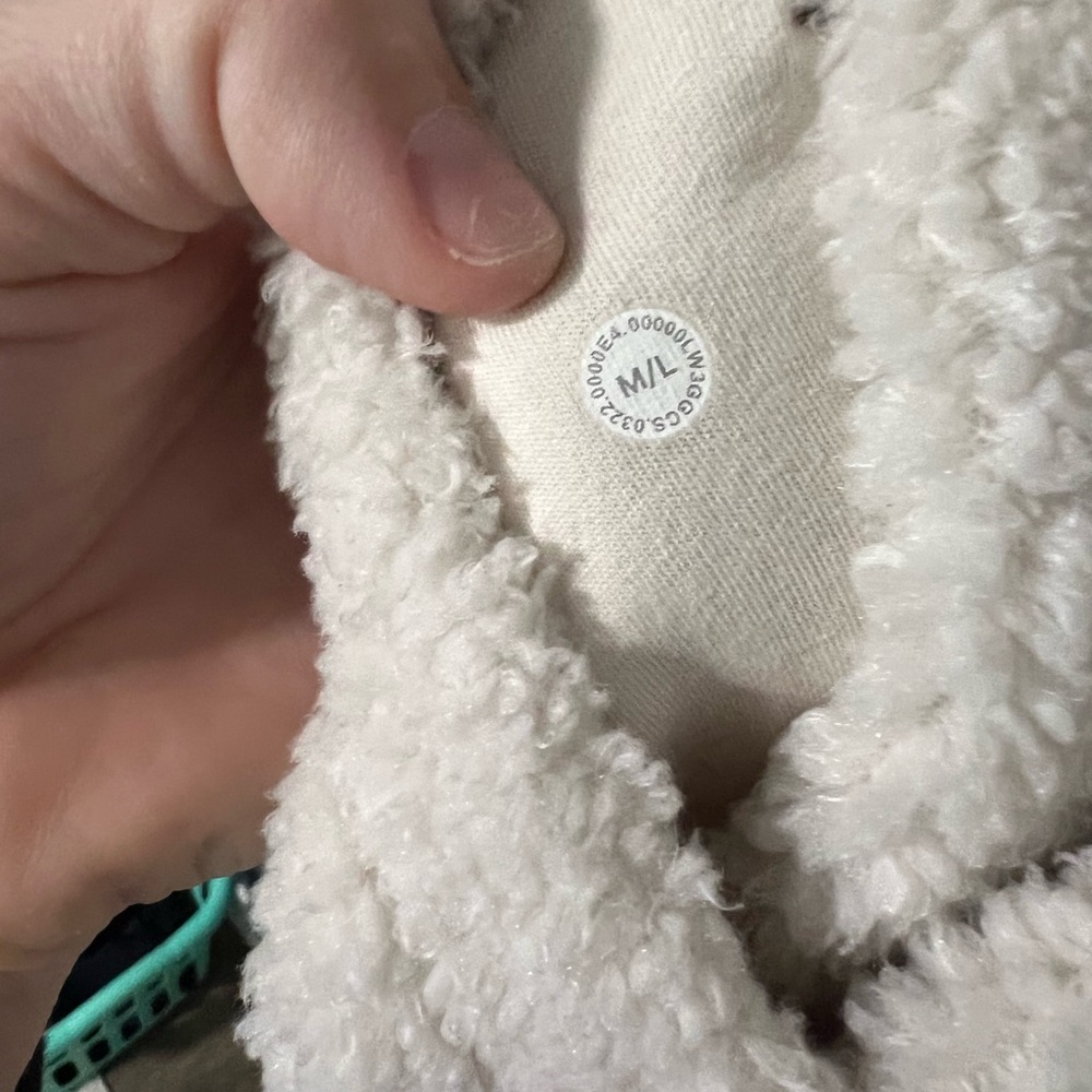 Lululemon Scuba Oversized Fleece Funnel-Neck Half Zip- White Opal - Picture 4 of 4